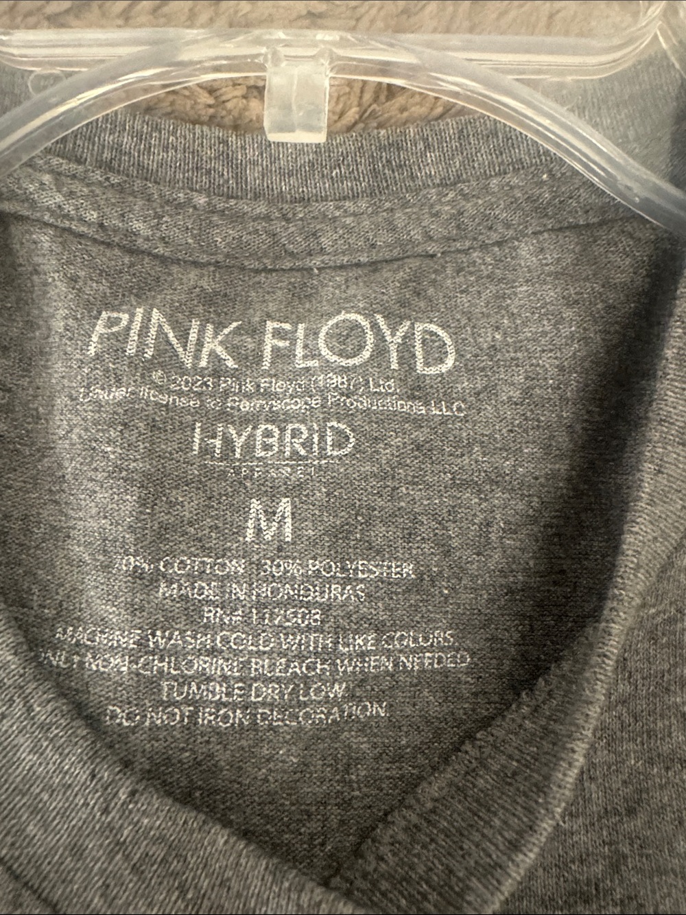 Pink Floyd Gray Graphic Tee - Size Medium - Picture 2 of 5